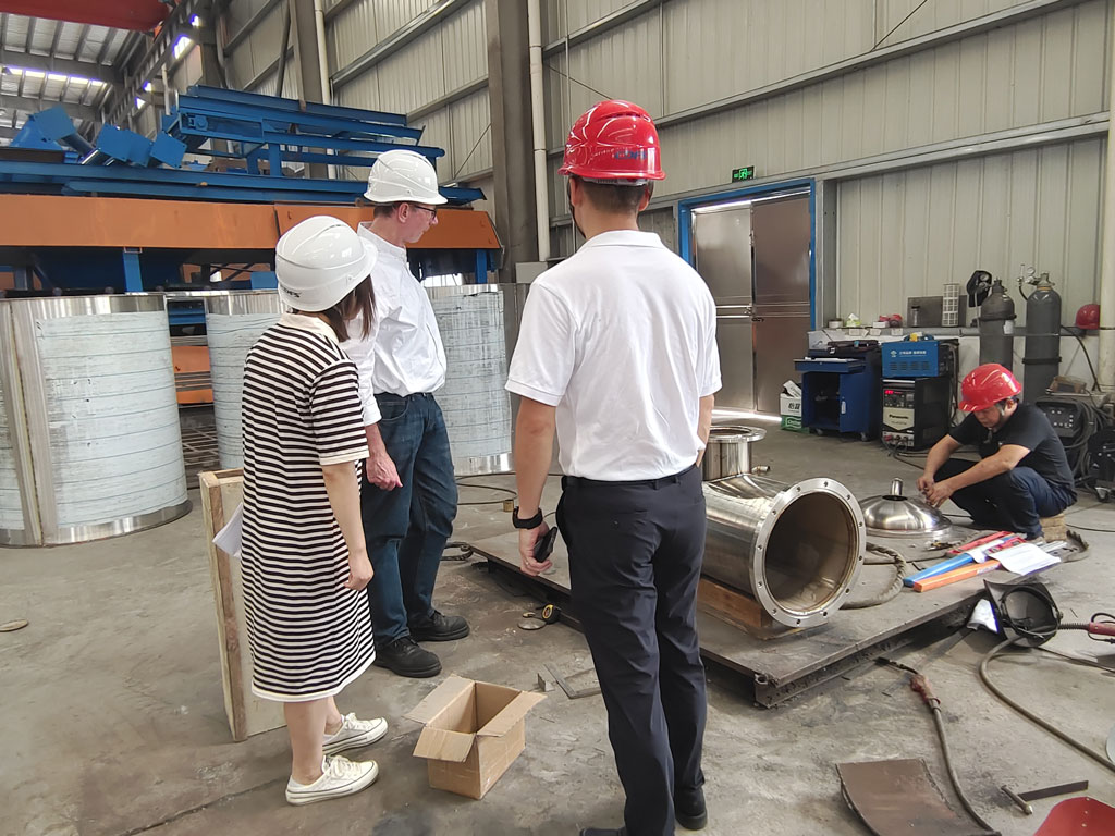 國(guó)外客戶(hù)來(lái)訪(fǎng)多靈 國(guó)外客戶(hù)來(lái)訪(fǎng)多靈